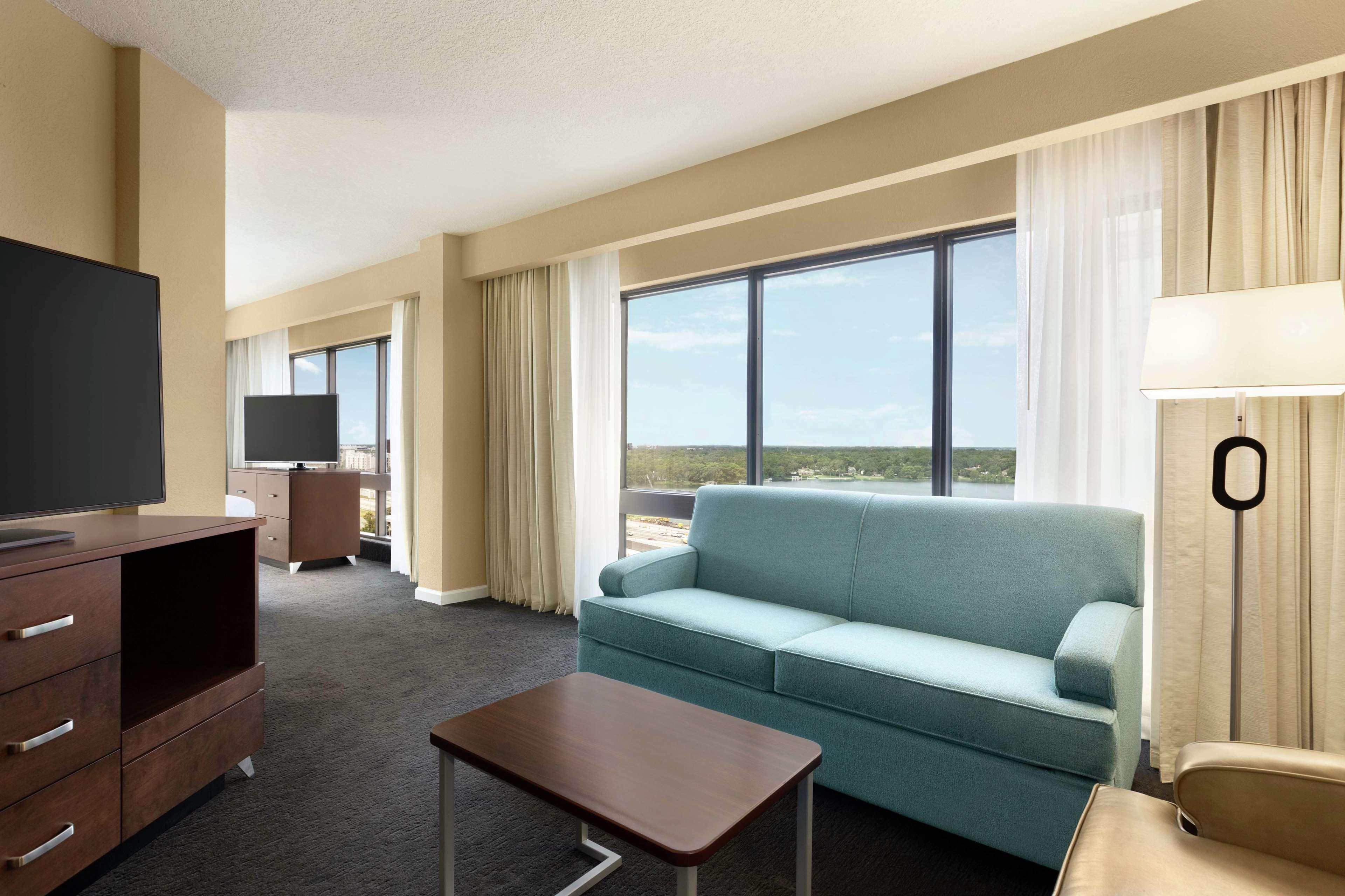 Doubletree By Hilton Orlando Downtown Hotel Екстериор снимка